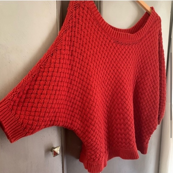 Chunky Off Shoulder Sweater - Picture 2 of 5